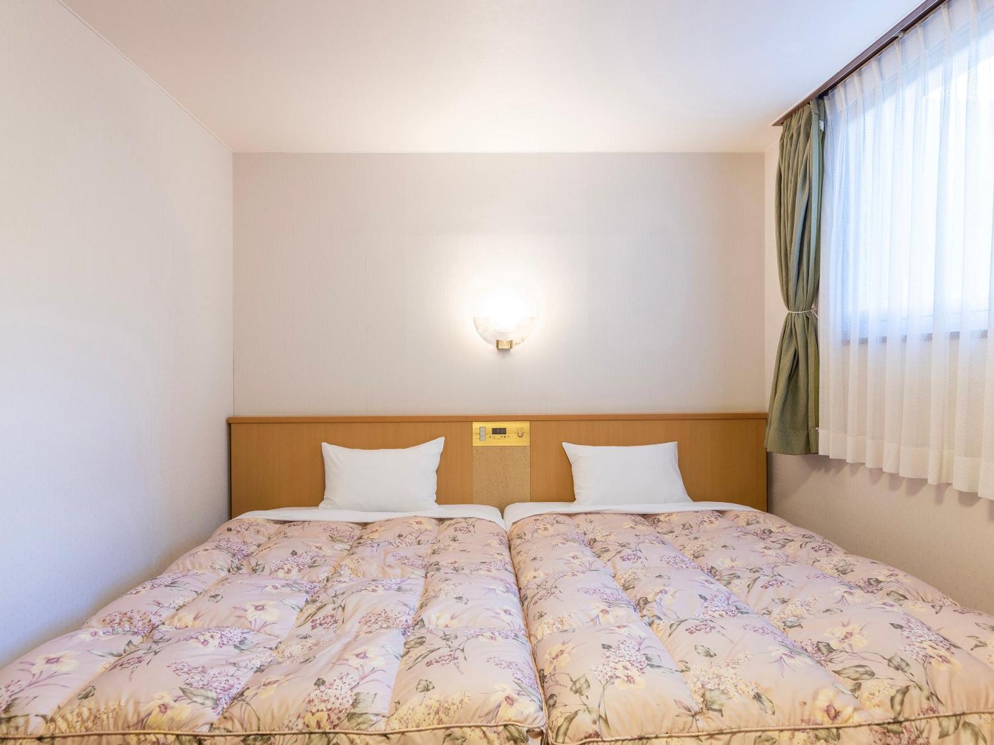 Nagoya Crown Hotel Ngoại thất bức ảnh